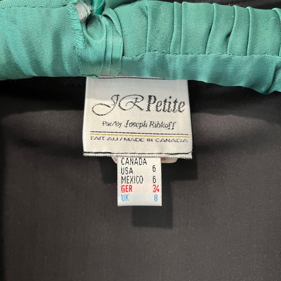 VintageBlack Velvet Dress w/ Matching Shrug by Joseph Ribkoff, Size 6P - Picture 10 of 13